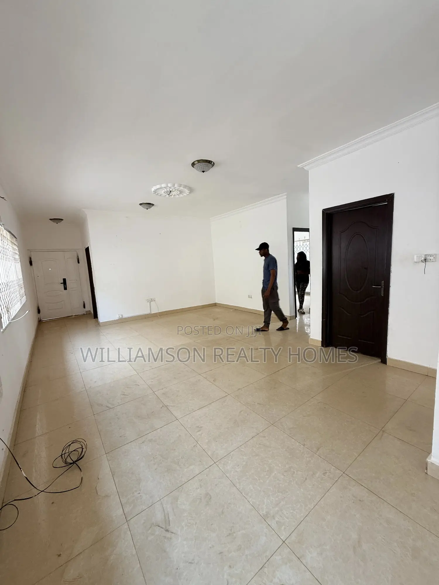 3bdrm House in Hfc Estate Area, Spintex for rent
