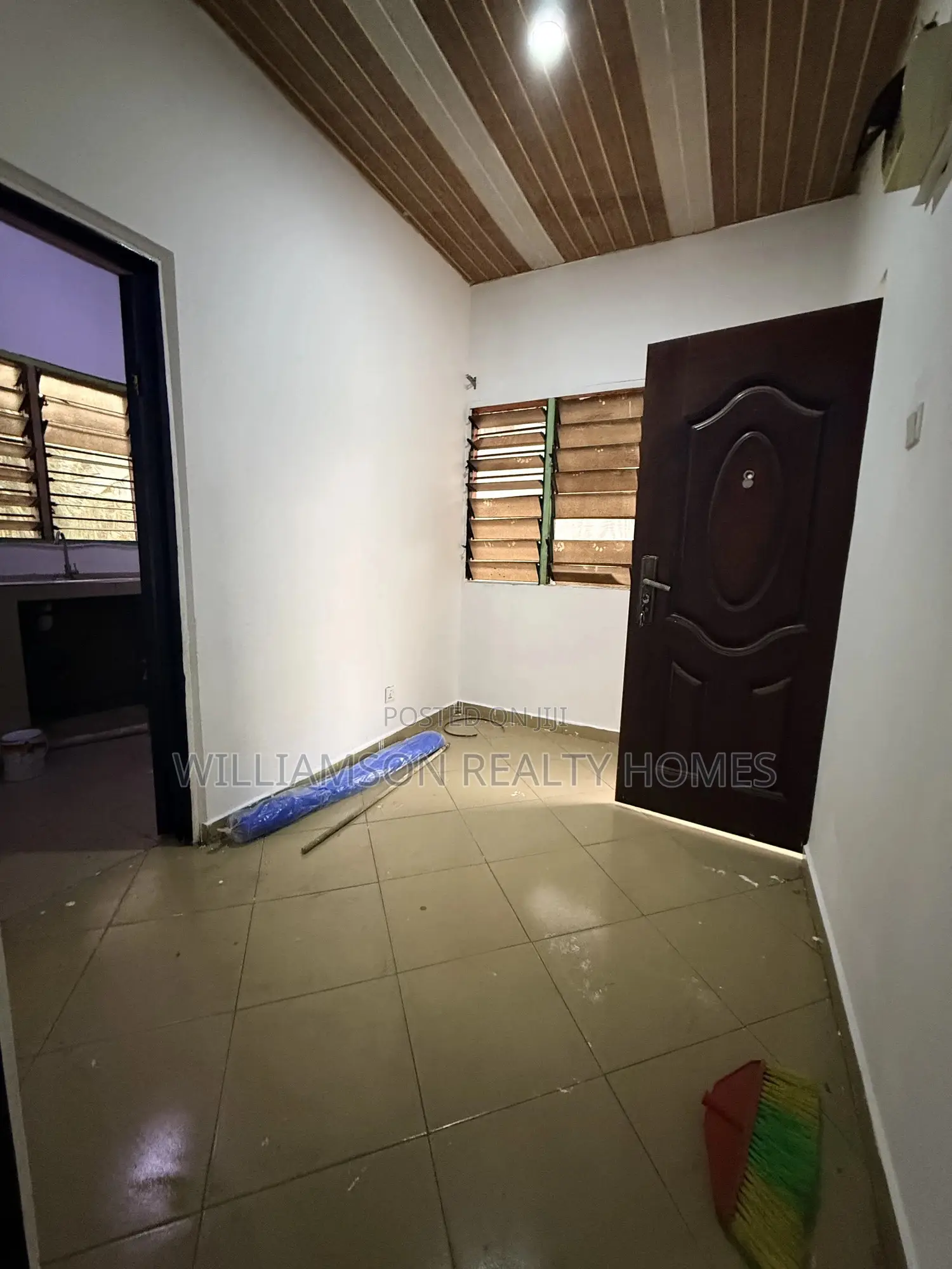 1bdrm Apartment in Community 18 Area, Spintex for rent