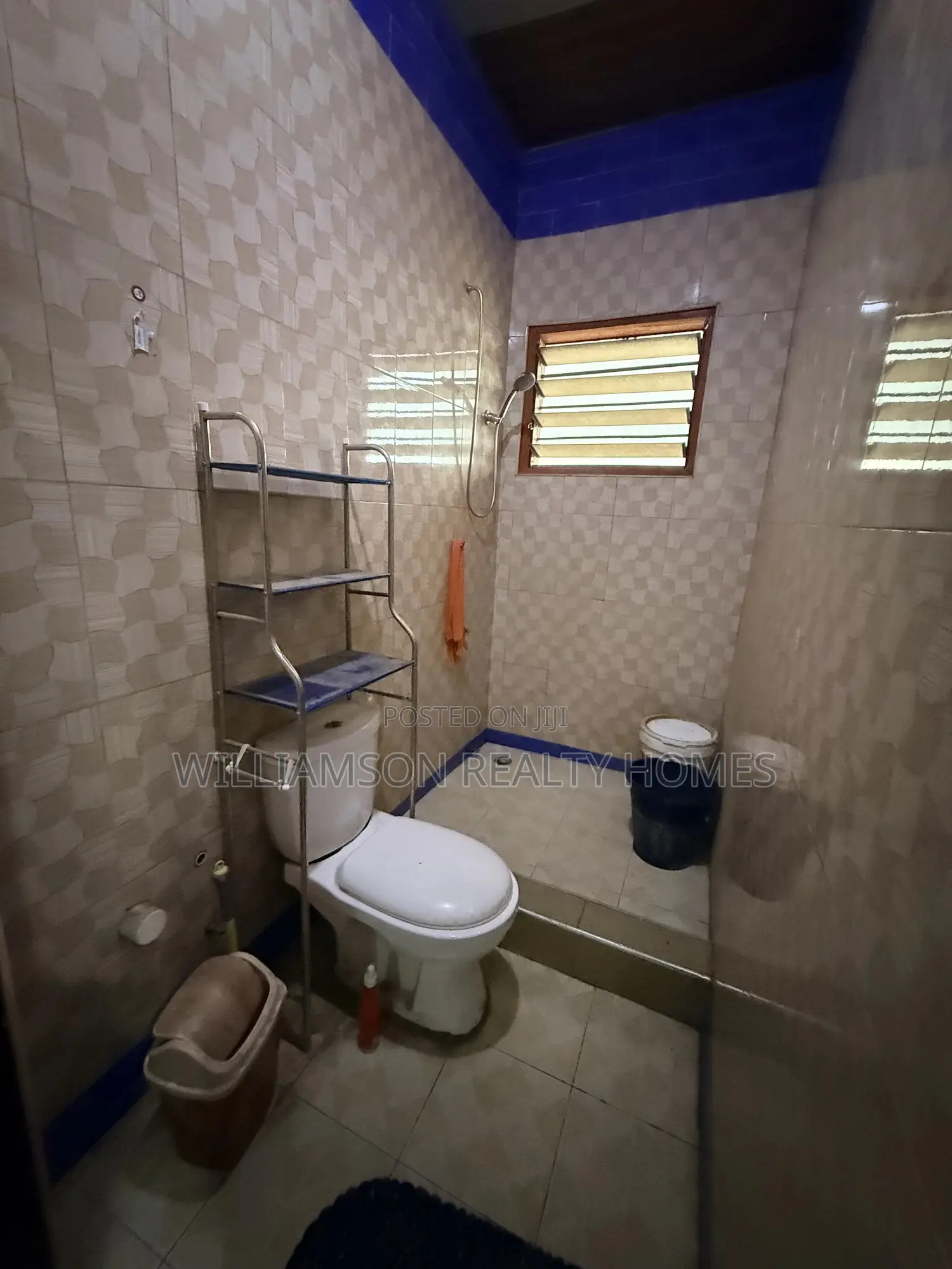 1bdrm Apartment in Community 18 Area, Spintex for rent