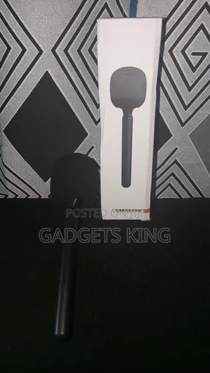 Quality Interview Mic Holder