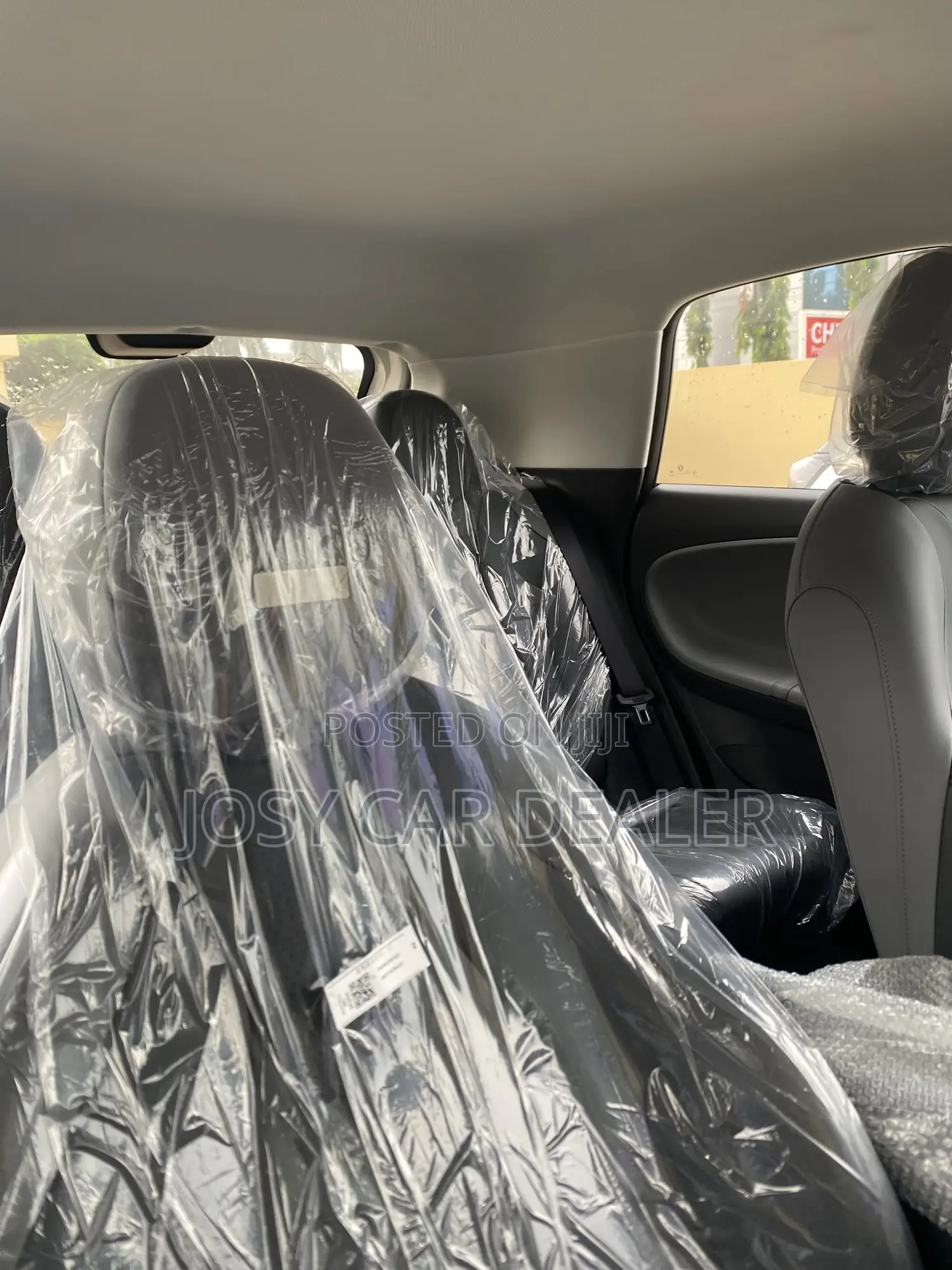 New Dongfeng Nammi 01 31.45 kWh 330 Plus 2025 Off white