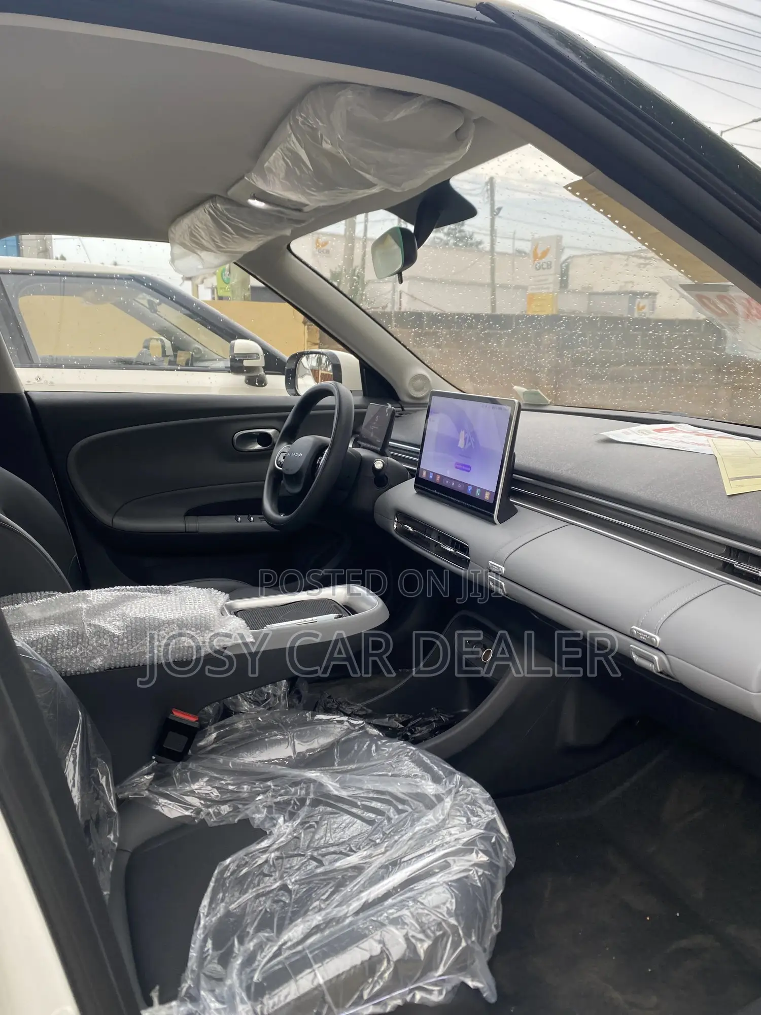 New Dongfeng Nammi 01 31.45 kWh 330 Plus 2025 Off white