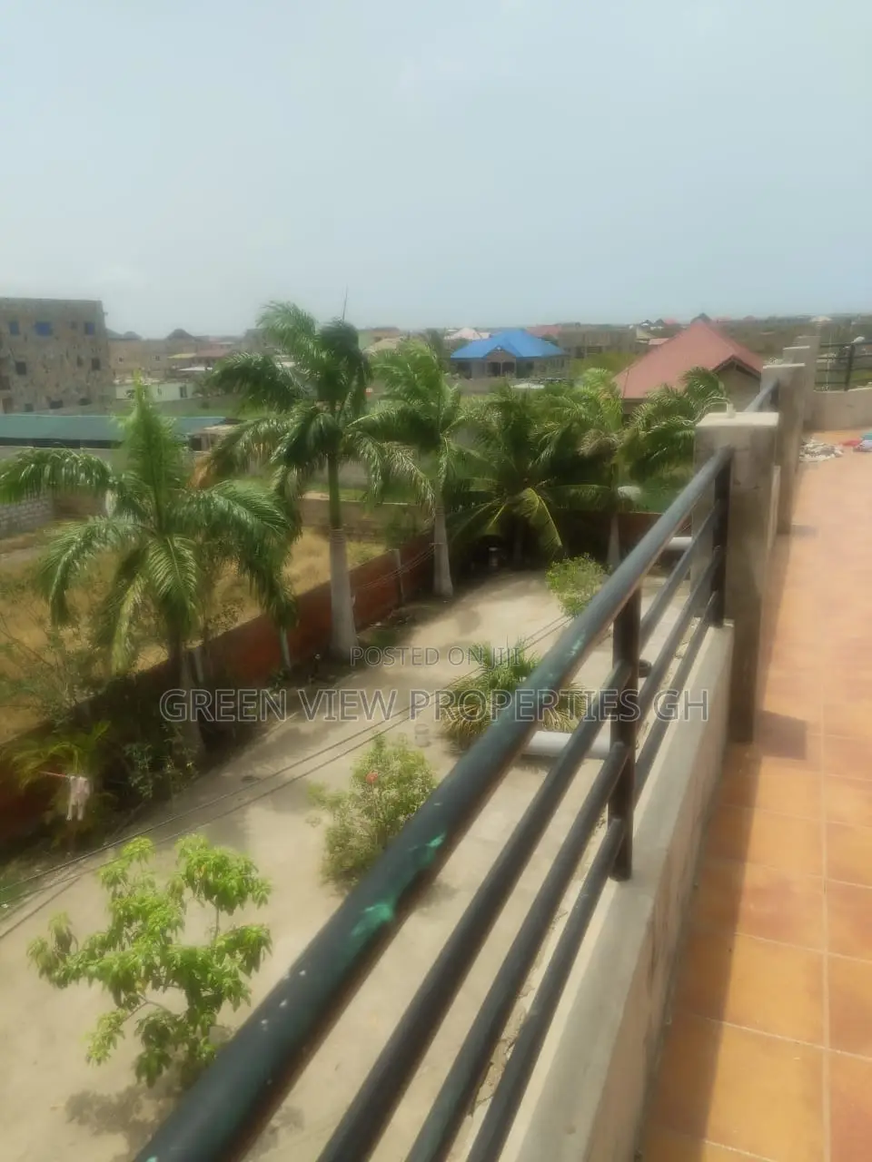 6bdrm House in Weija for sale