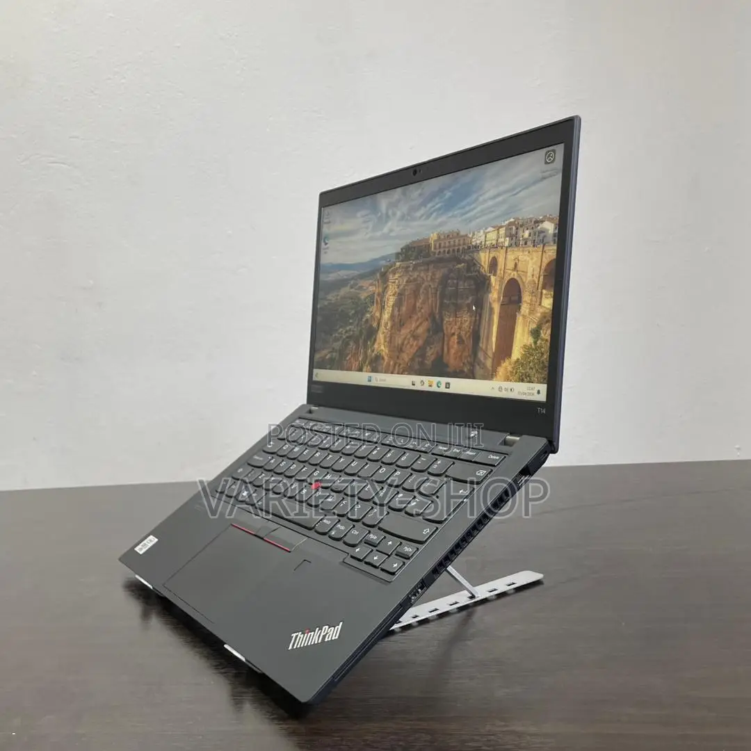 New Laptop Lenovo ThinkPad T14 16GB Intel Core i5 SSD 256GB