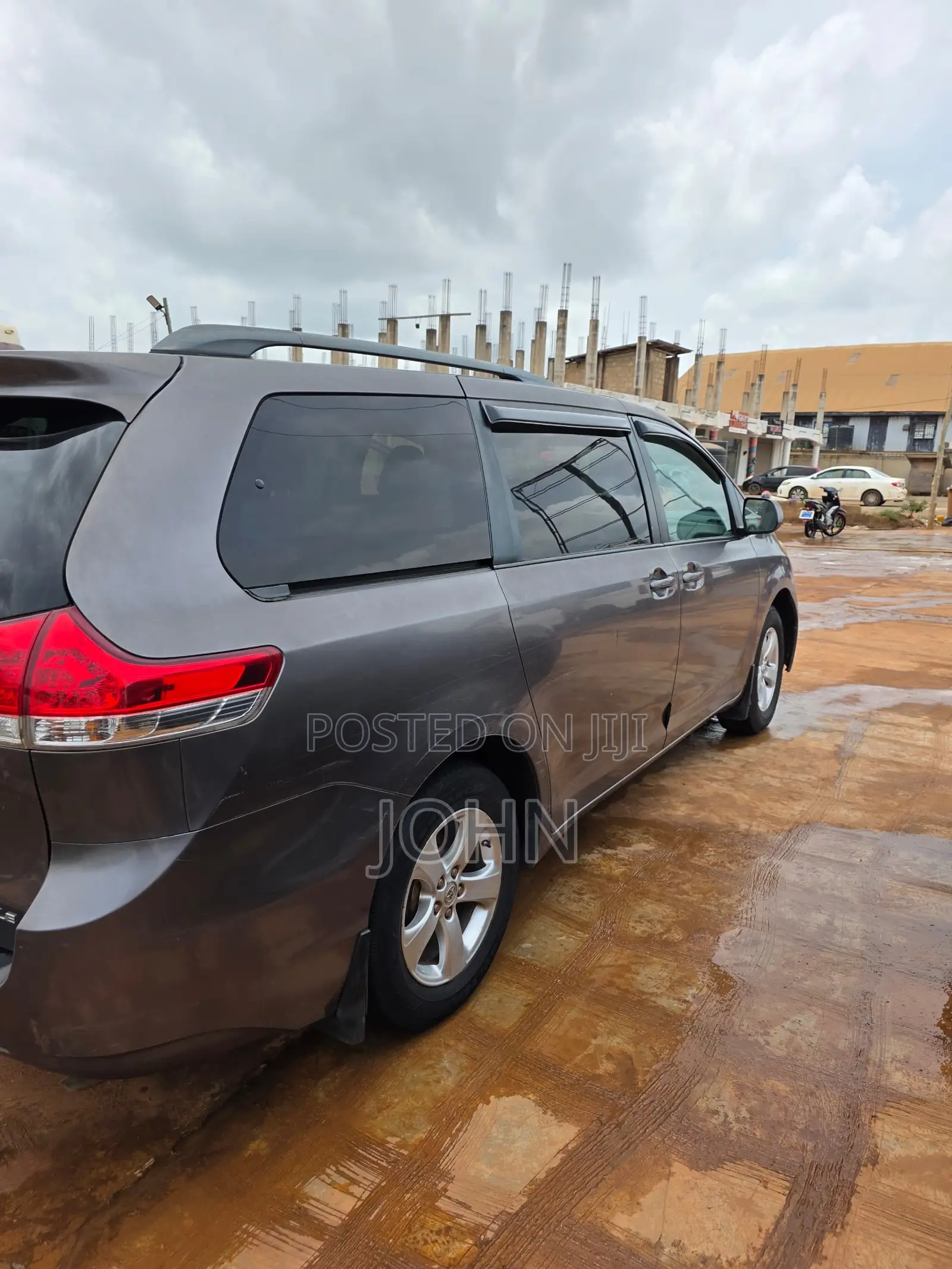 Toyota Sienna LE 8 Passenger 2012 Gray