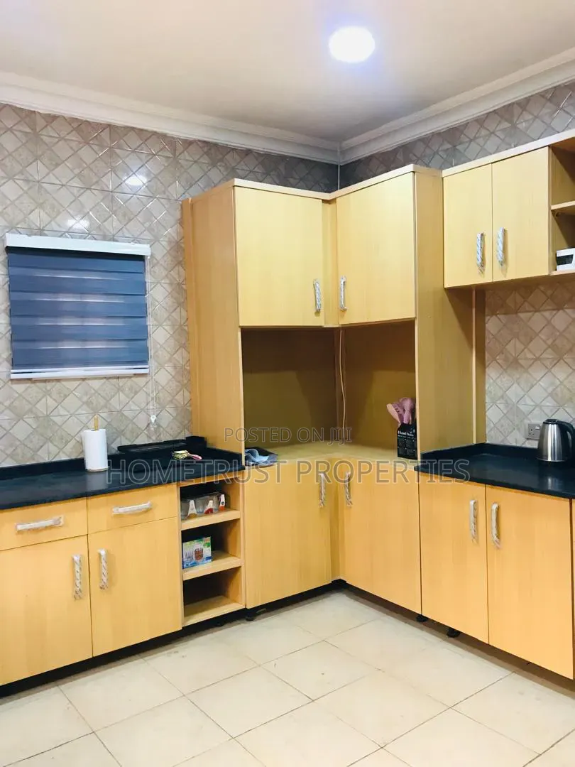 Furnished 3bdrm House in Dome K. Boat Area, Parakuo Estate for rent