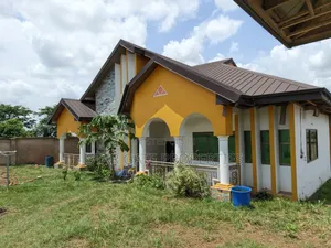 5bdrm House in Ejisu Donaso New for sale