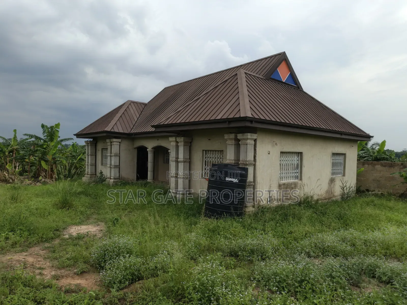 3bdrm House in Ejisu K Lebi for sale