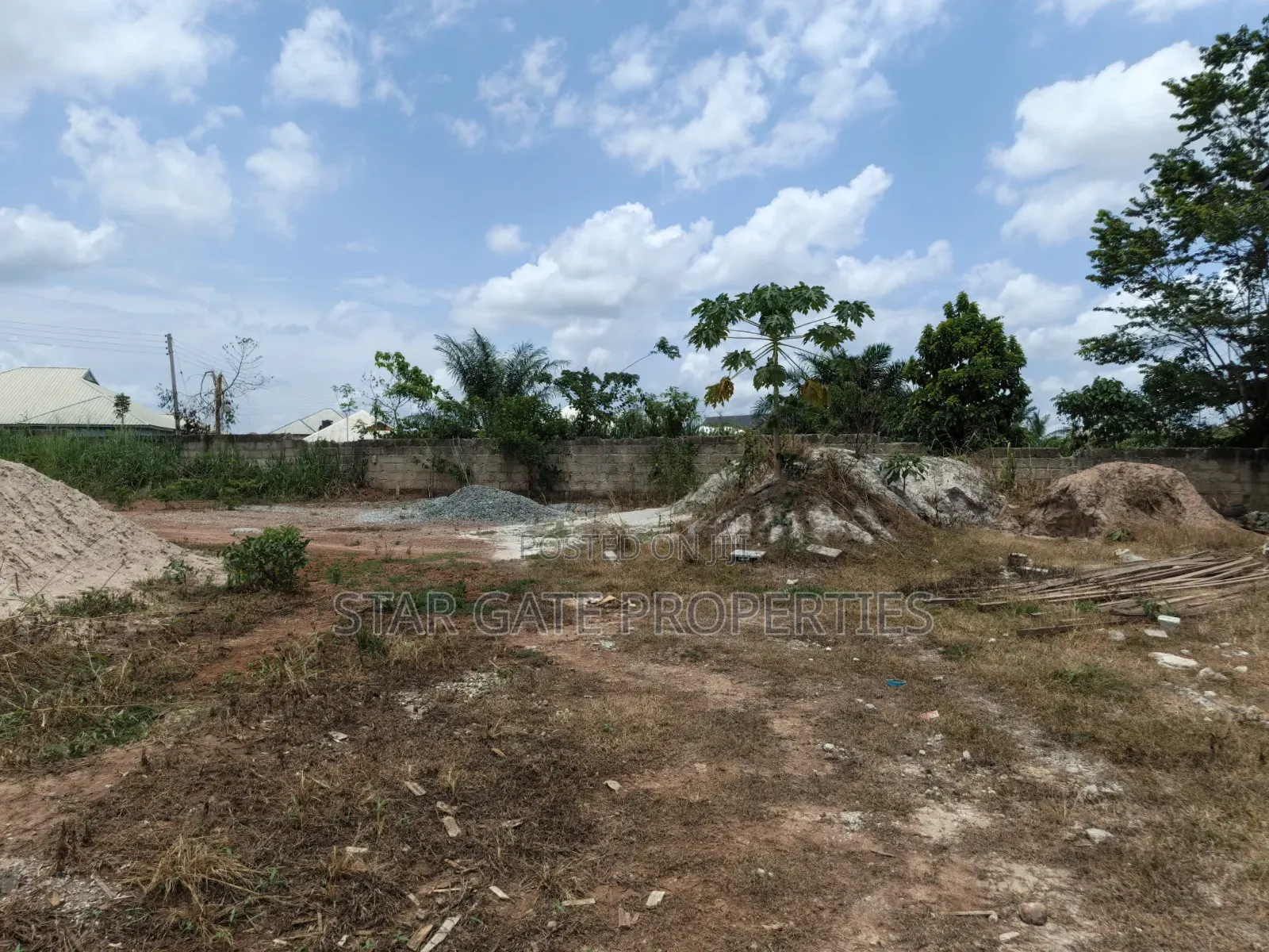 Plot for Sale at Ejisu Donaso ( Well Developed Site)