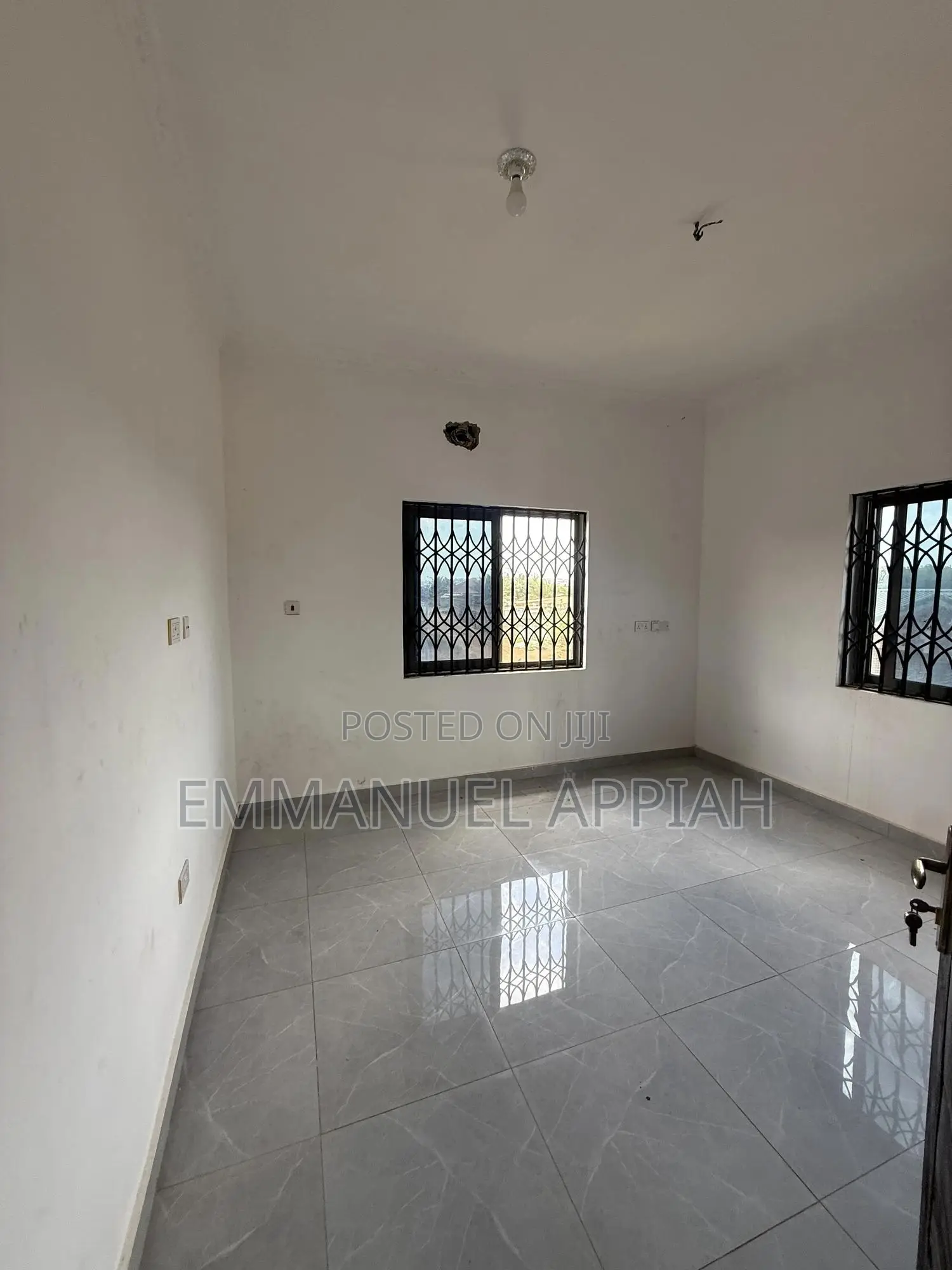 2bdrm Apartment in Ablekuma Curve for rent