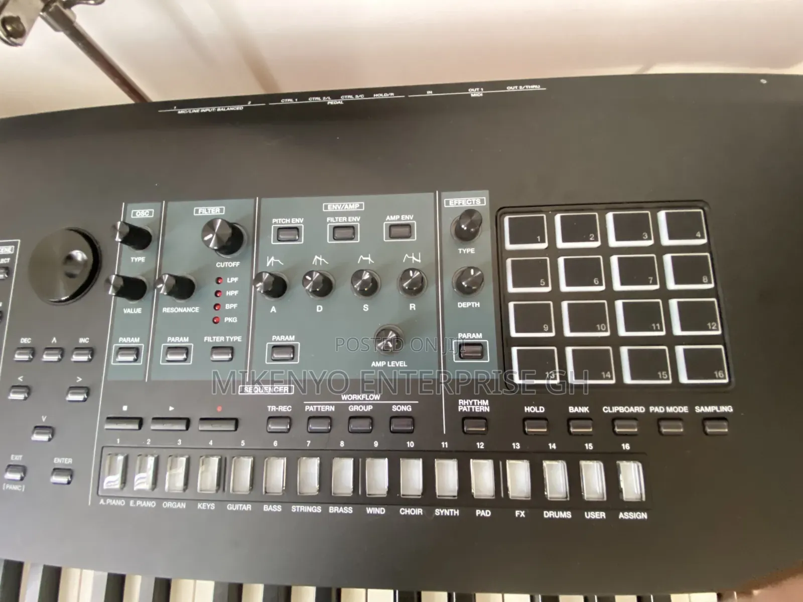 Roland Fantom 8 Ex Synthesizer Keyboard With Free Keyboard Stand