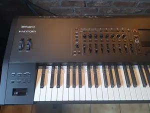 Roland Fantom 8 Ex Synthesizer Keyboard With Free Keyboard Stand