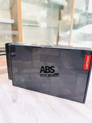 New Laptop Lenovo Legion 7 32GB Intel Core Ultra 9 SSD 2T