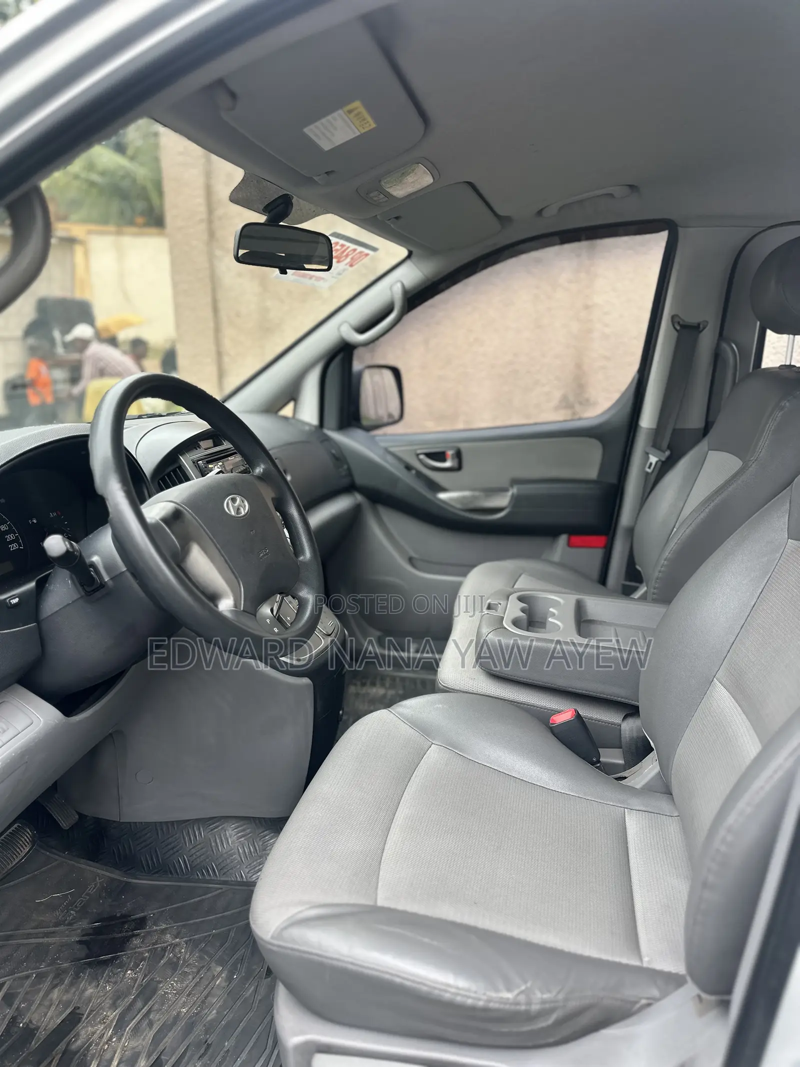 Hyundai H1 2.4 GLS 2010 Gray