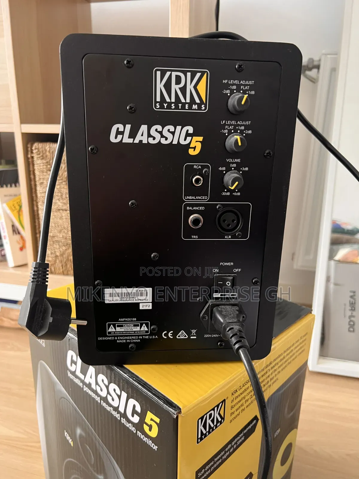 Newkrk Classic 5 5-Inch Powered Studio Monitor Pair