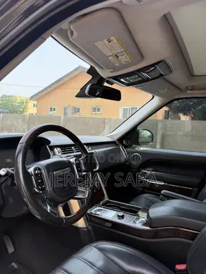 Land Rover Range Rover Vogue 2015 Black