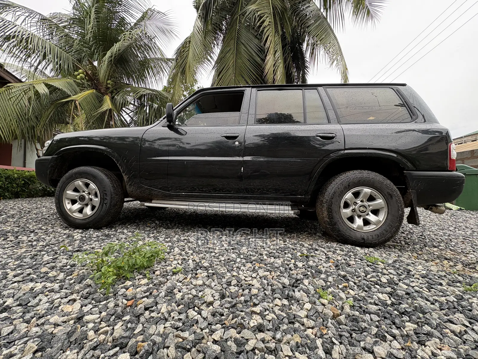 Nissan Patrol 2002 Black