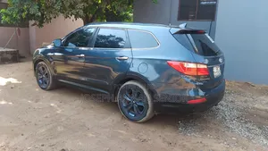 Hyundai Santa Fe 2014 Blue