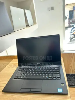 Laptop Dell Latitude 7390 16GB Intel Core i5 SSD 256GB