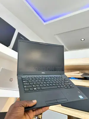 Laptop Dell Latitude 7390 16GB Intel Core i5 SSD 256GB
