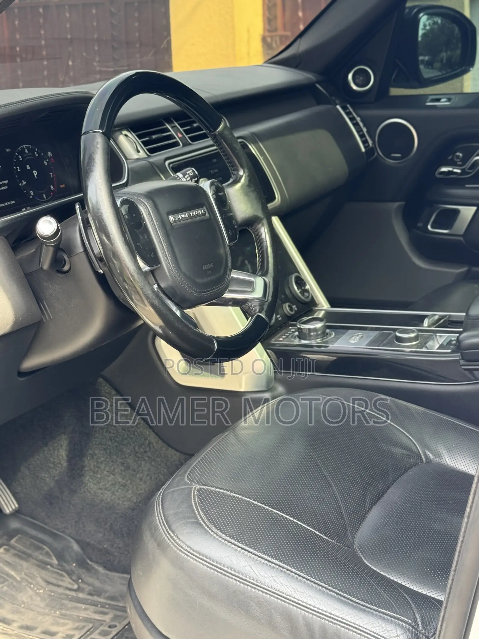 Land Rover Range Rover Vogue 2019 White