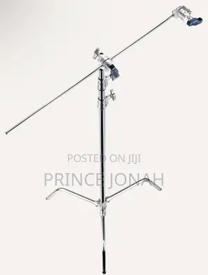 Rent Avenger Matthews Hollywood 20" C-Stand With Sliding Leg