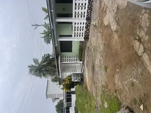 17bdrm House in Teshie-Nungua Estates for sale
