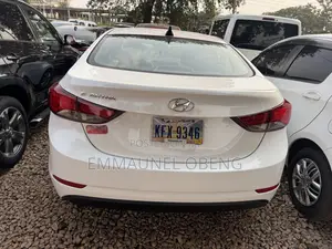 Hyundai Elantra 2016 White