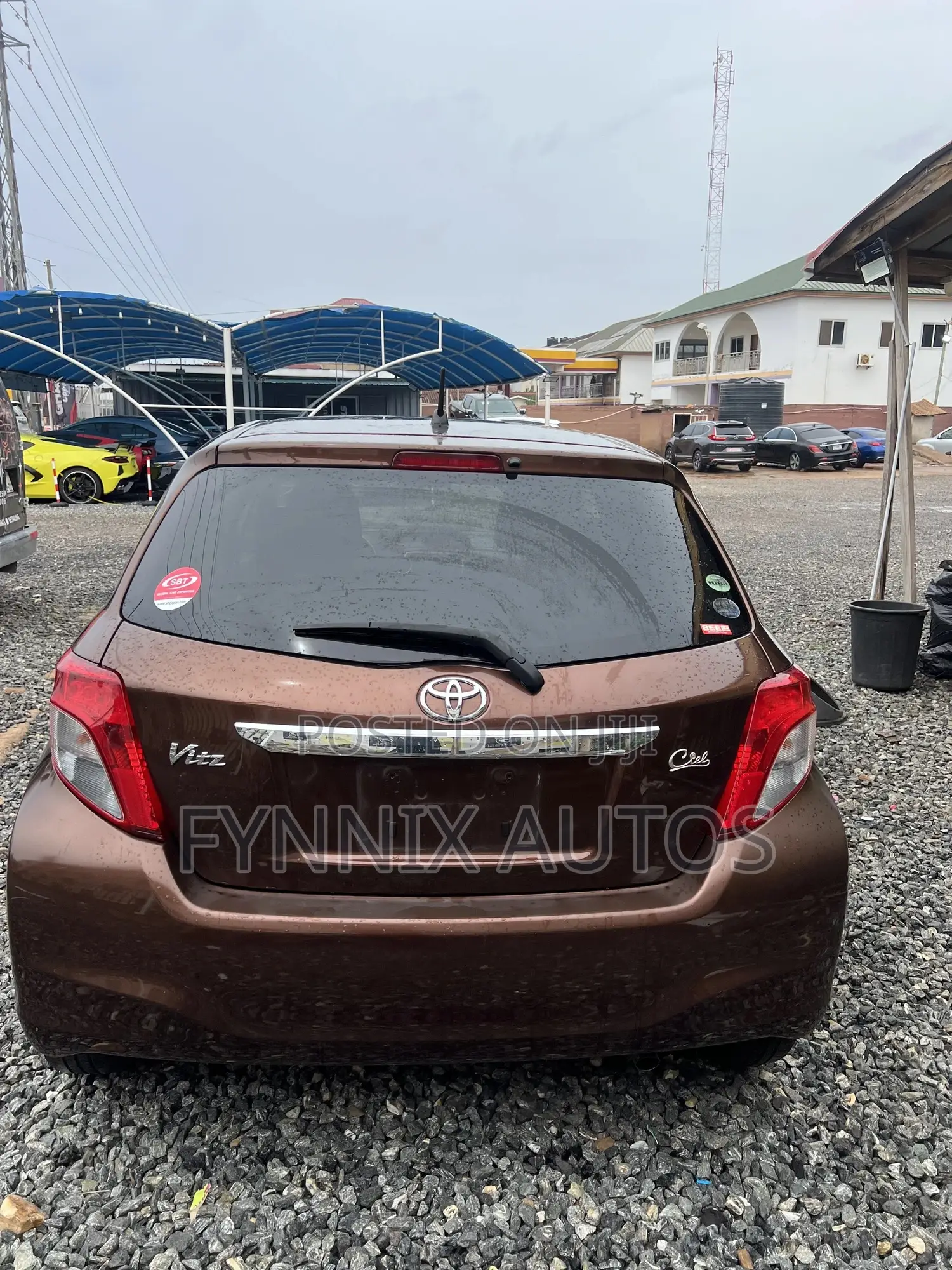 Toyota Vitz 1.3 AWD 3dr 2013 Brown