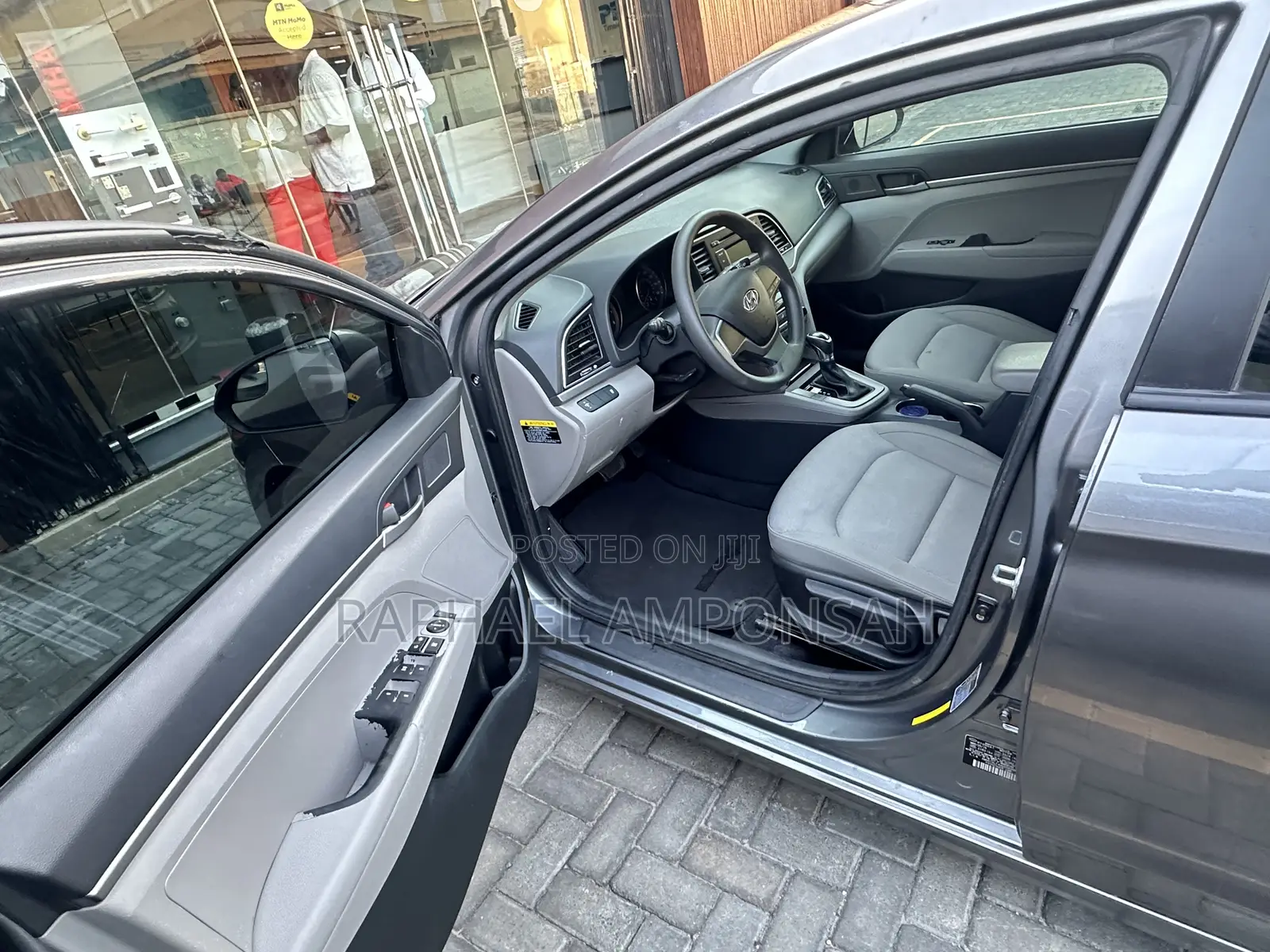 Hyundai Elantra SE Sedan FWD (2.0L 4cyl 6M) 2017 Gray