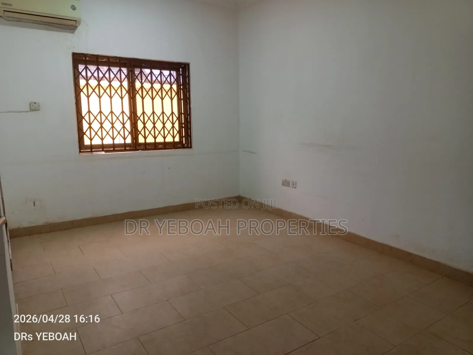 3bdrm House in Nice:-3 Bedrooms, Coca Cola for rent
