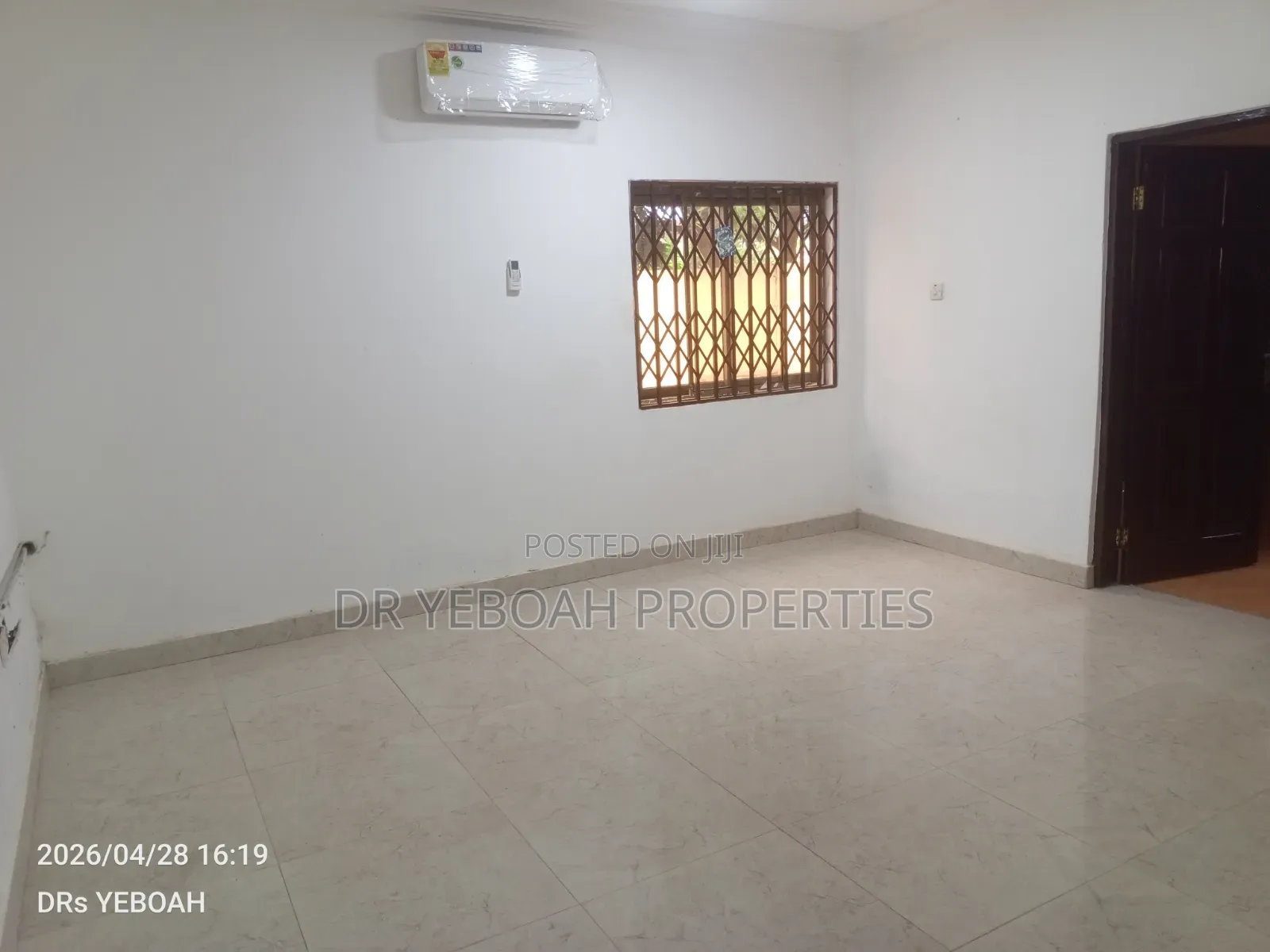 3bdrm House in Nice:-3 Bedrooms, Coca Cola for rent