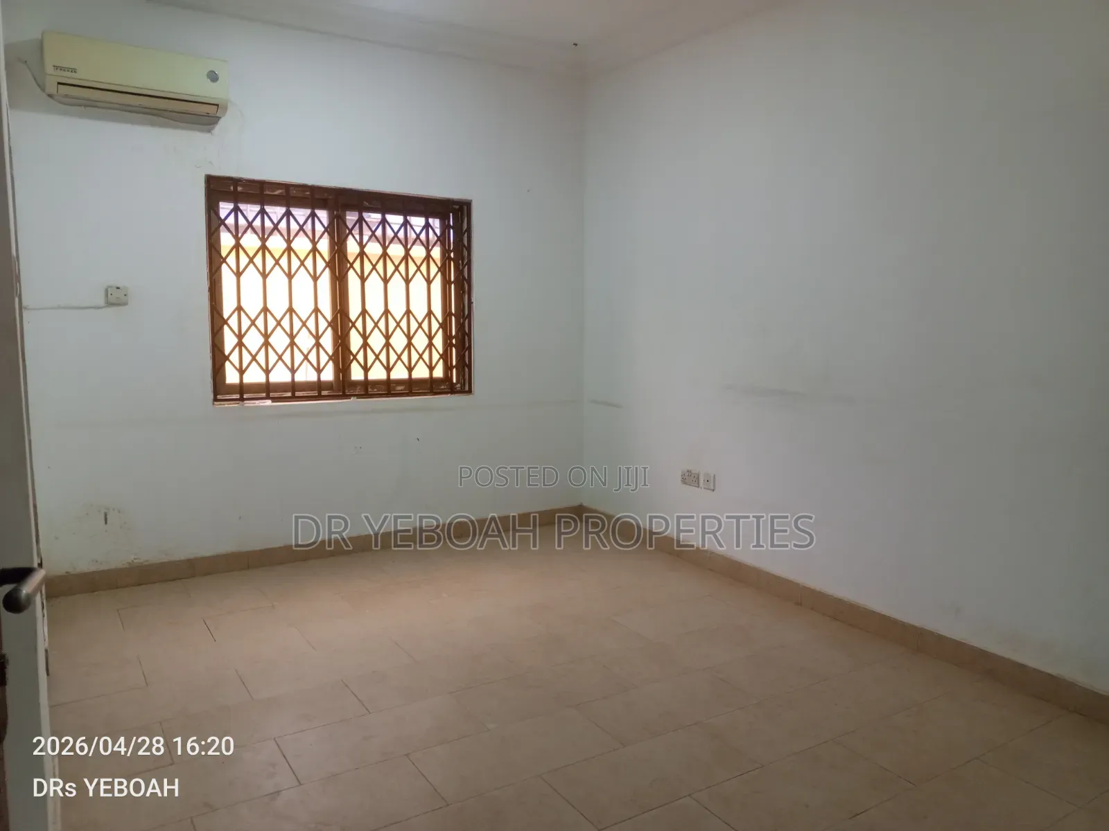 3bdrm House in Nice:-3 Bedrooms, Coca Cola for rent