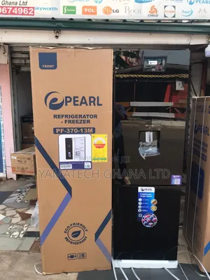 Beautiful Design Pearl Black Mirror 262 Litre Fridge With Dispenser