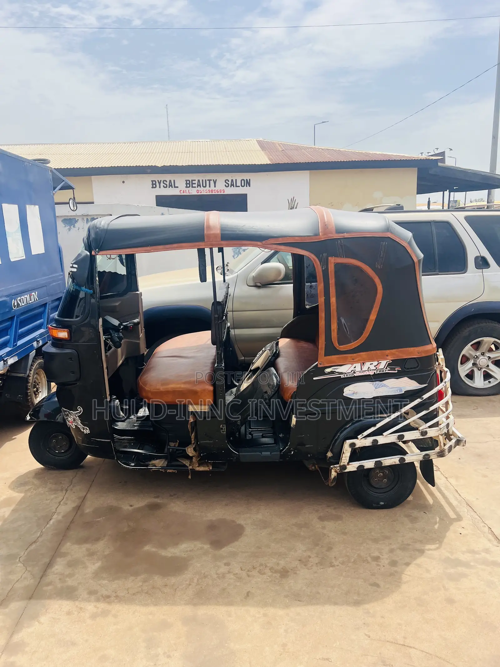 Bajaj RE 2025 Black