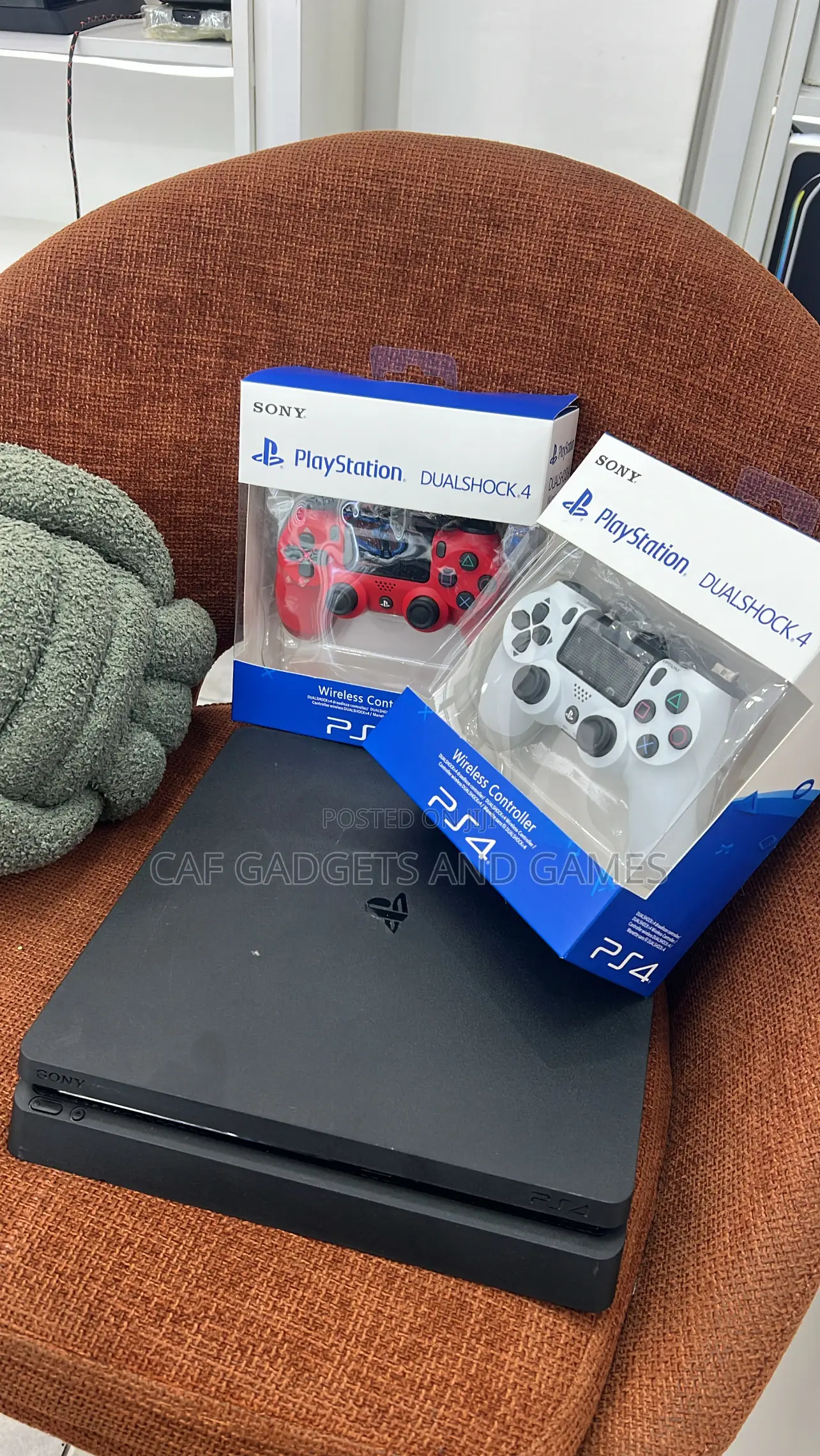 Playstation 4 Slim