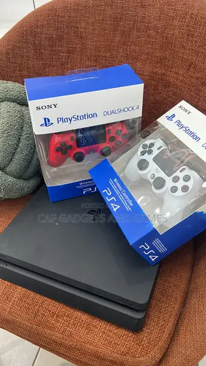 Playstation 4 Slim