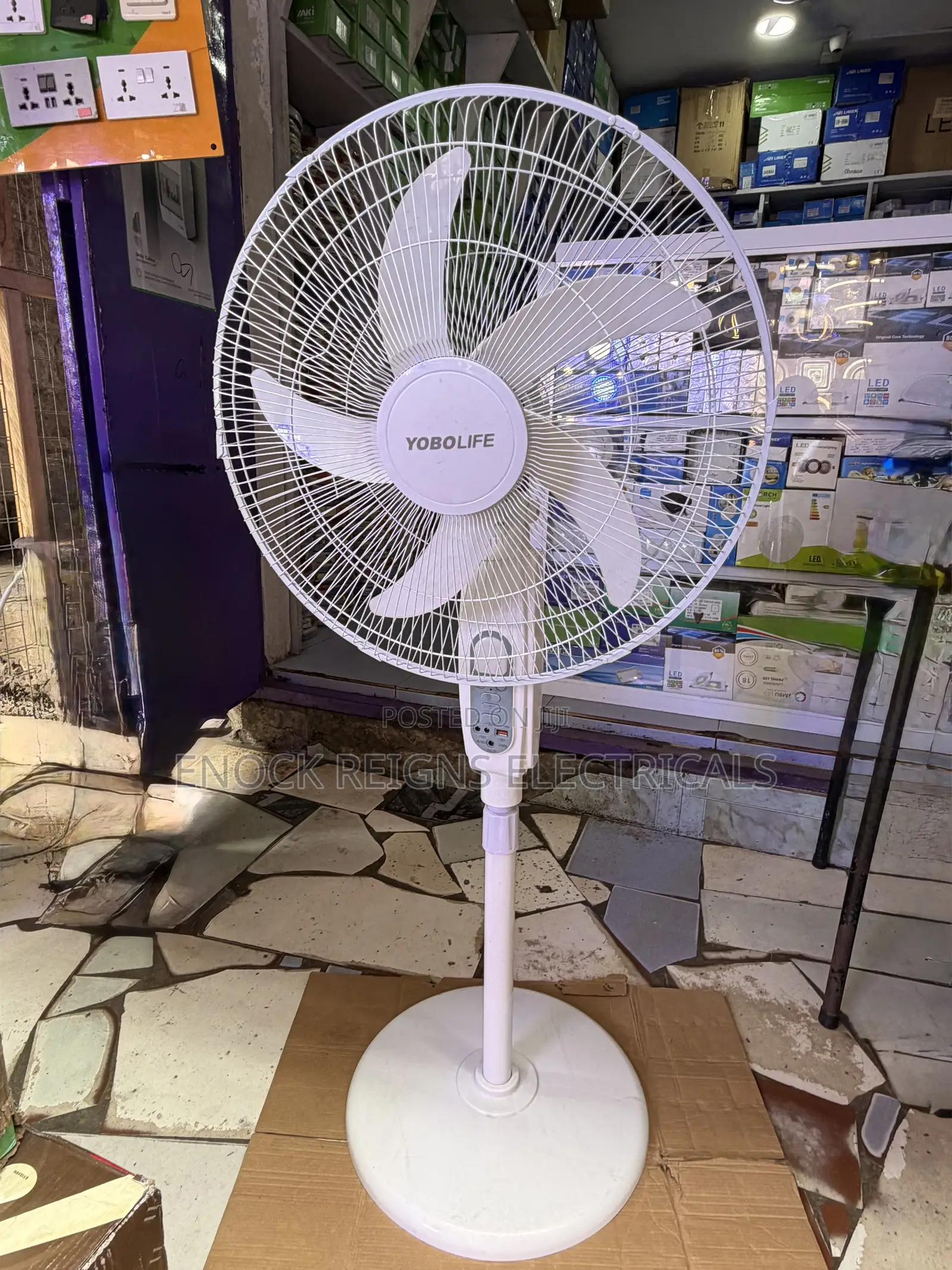 Rechargeable/Solar Fan
