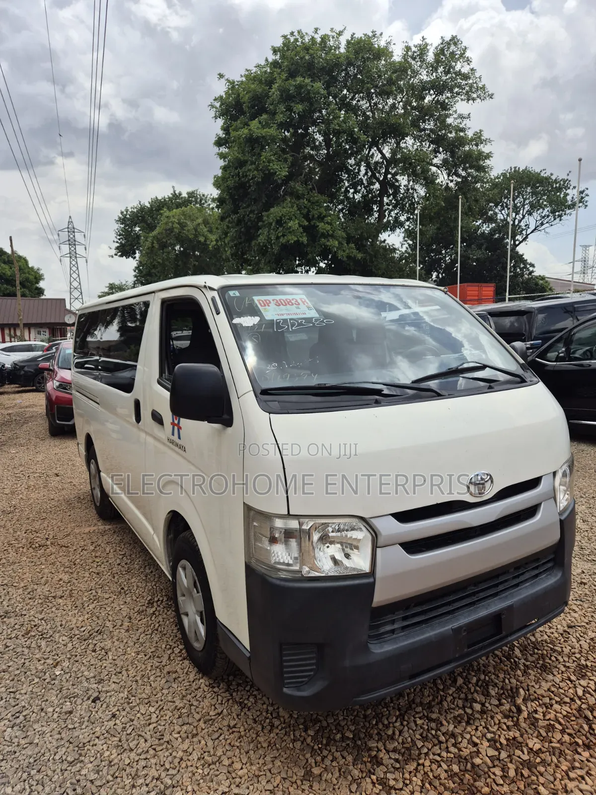 Toyota HiAce 2015 White