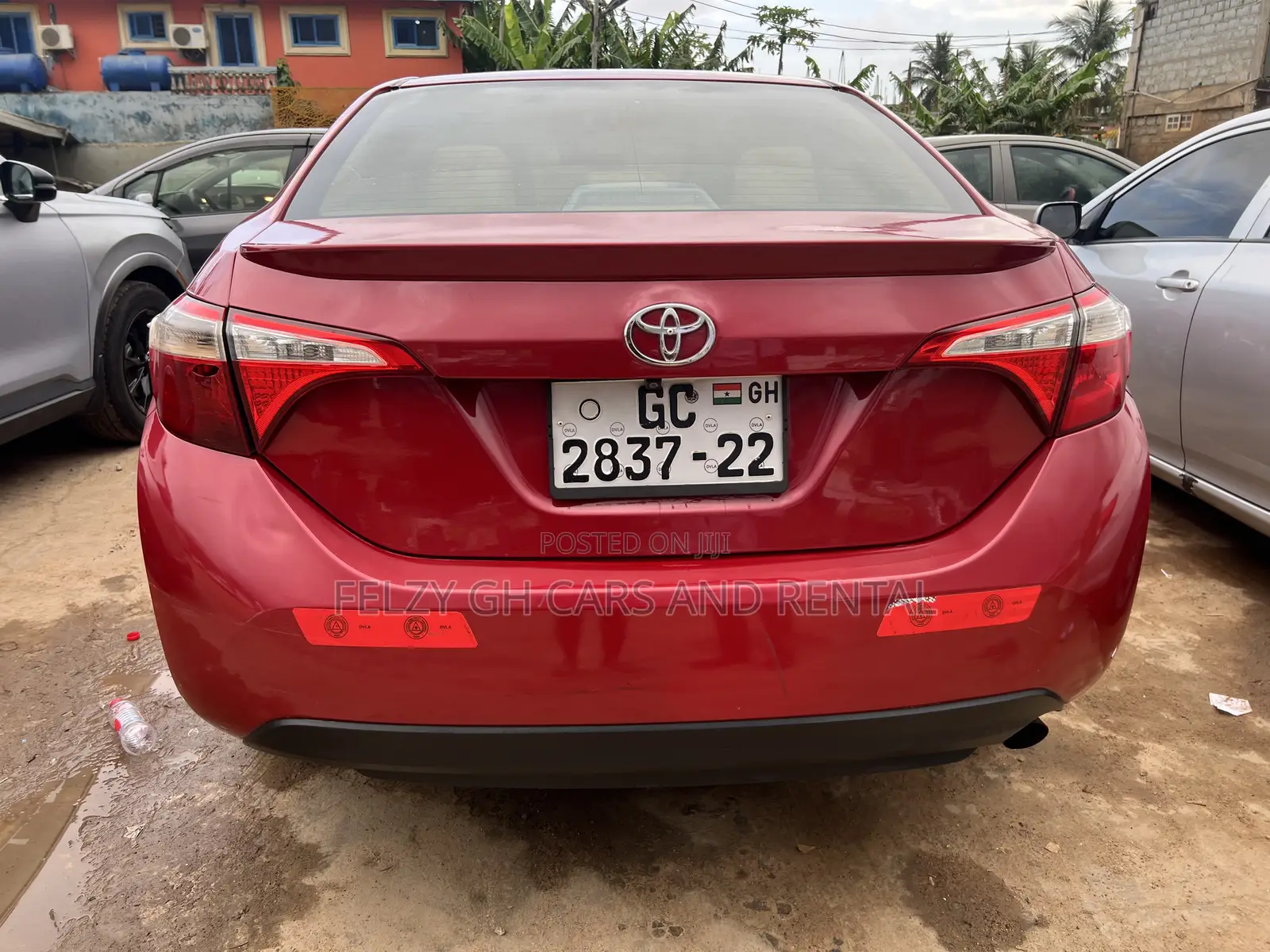 Toyota Corolla LE 4dr Sedan (1.8L 4cyl CVT) 2015 Red