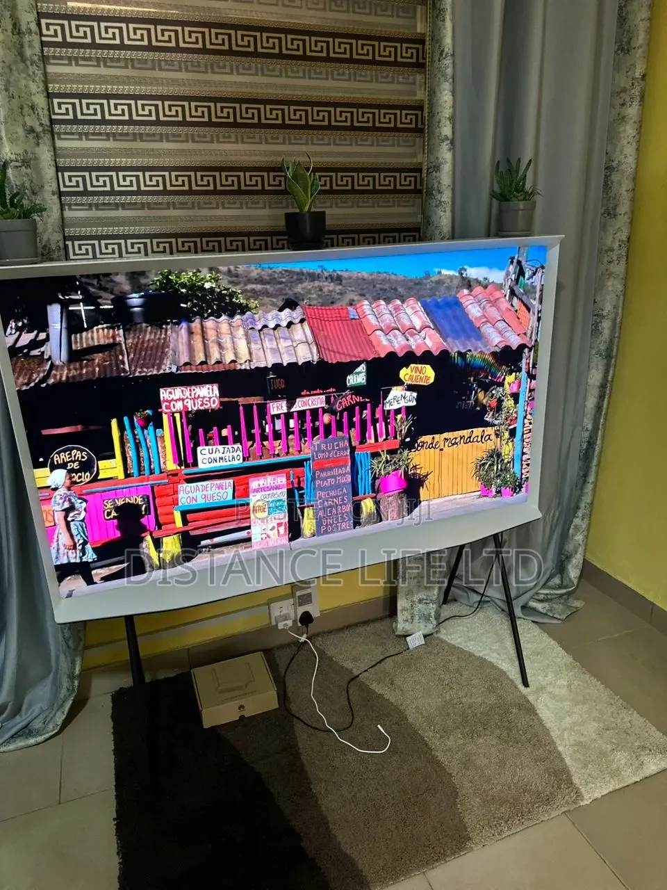 Samsung Serif Qled 65inches