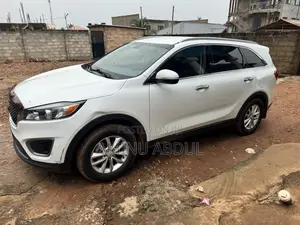 Kia Sorento 4dr SUV 2016 White