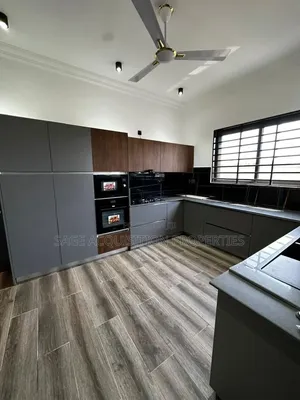 4bdrm House in New Legon for sale