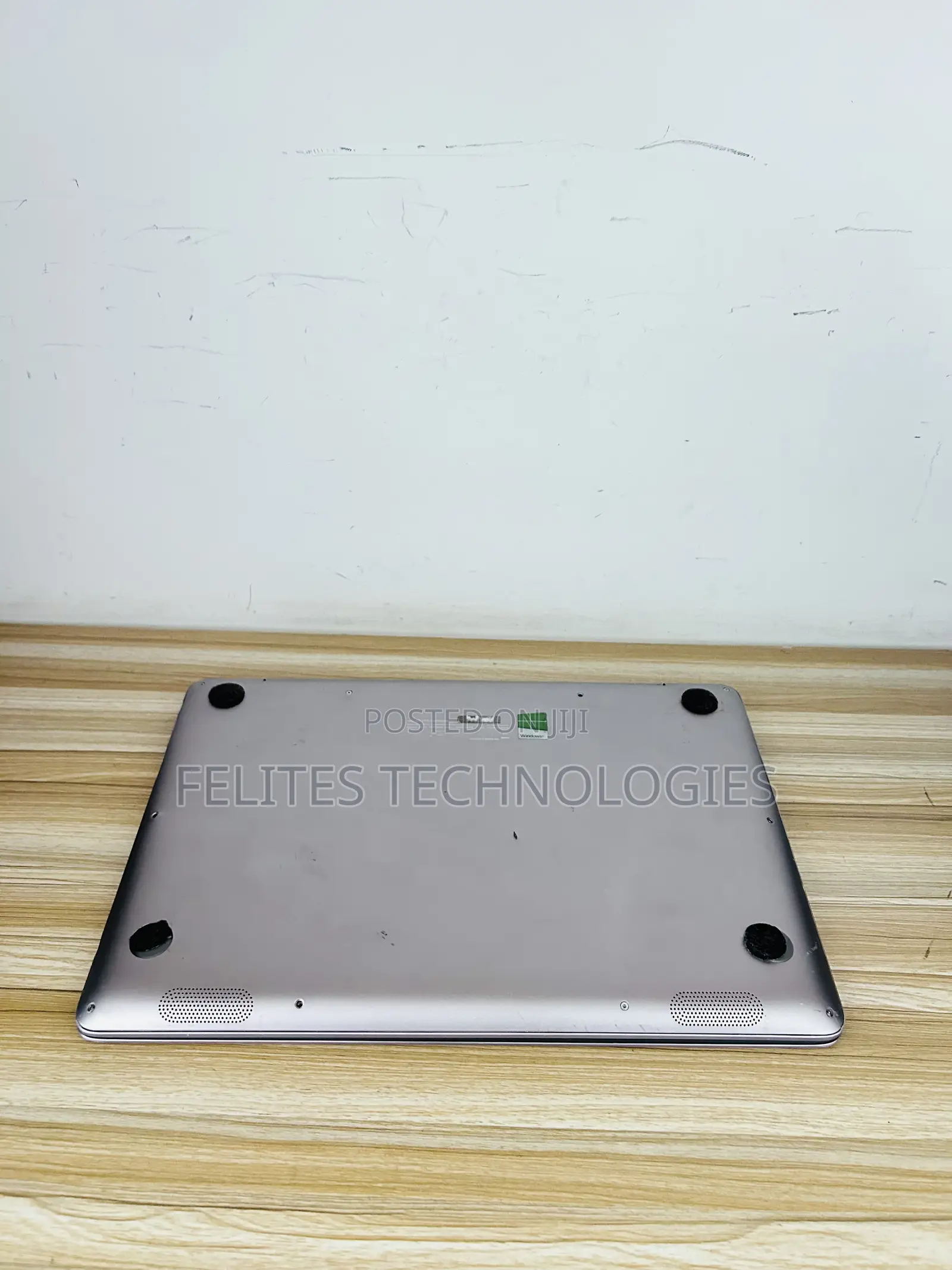 Laptop Asus ZenBook UX310UQ 8GB Intel Core i7 SSD 256GB