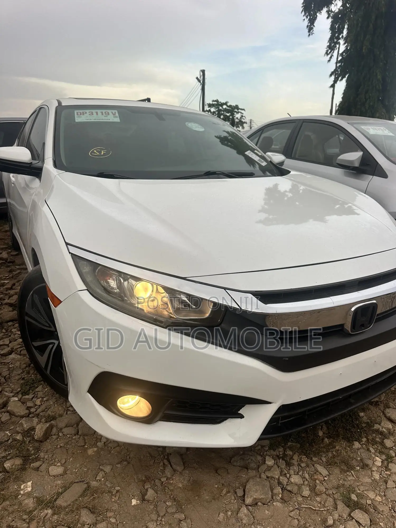 Honda Civic EX-L 4dr Sedan (1.5L 4cyl) 2017 White