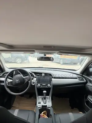 Honda Civic 2017 Silver