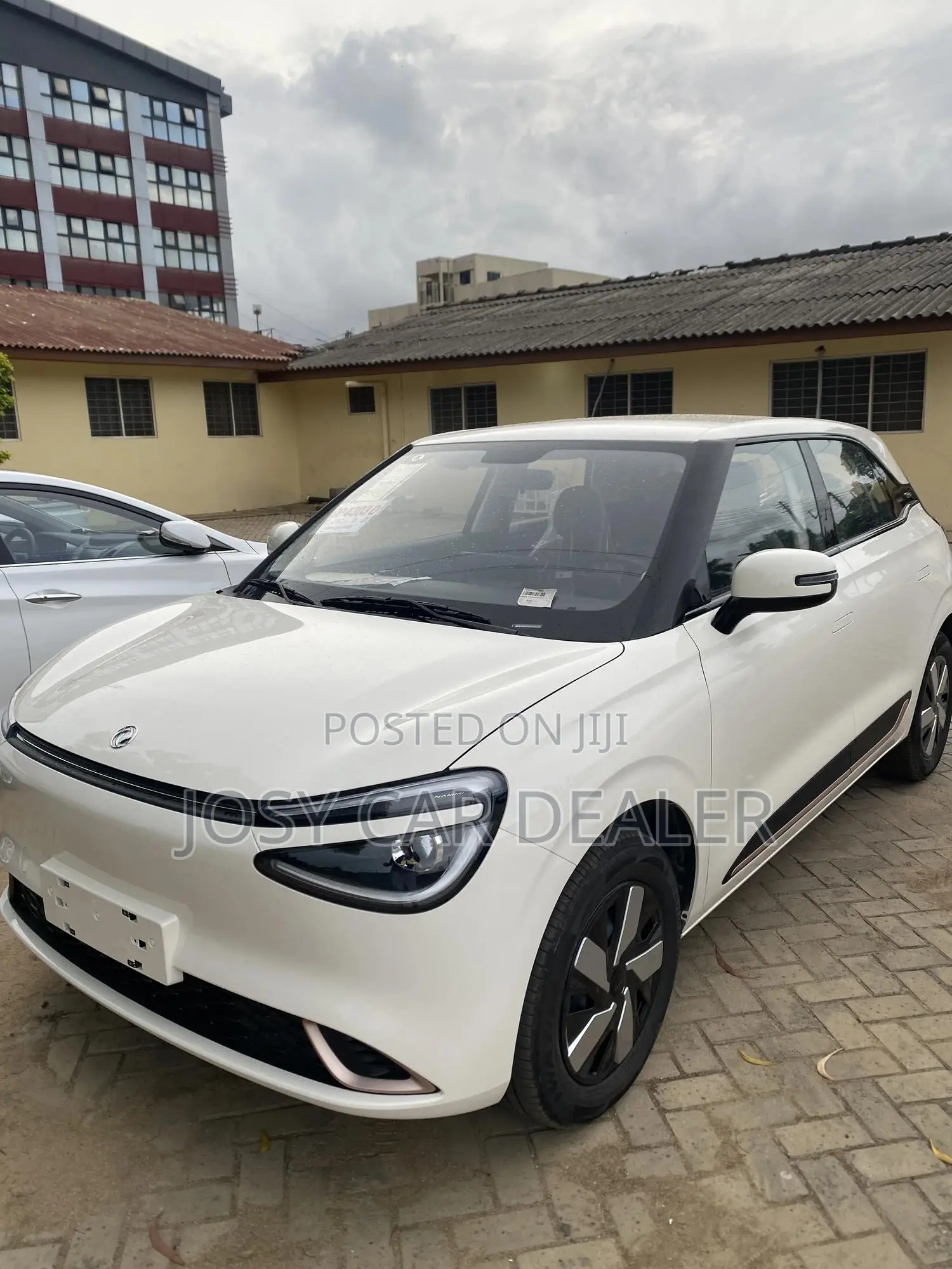 New Dongfeng Nammi 01 31.45 kWh 330 Plus 2025 Off white