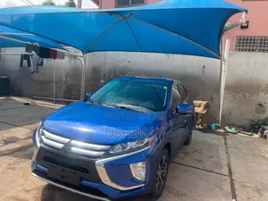 Mitsubishi Eclipse 2020 Blue