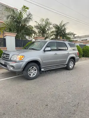 Toyota Sequoia 2010 Silver