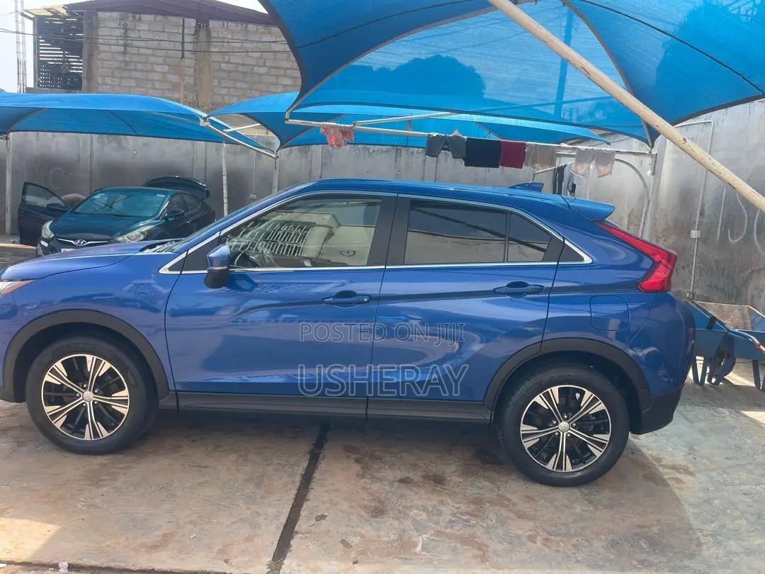 Mitsubishi Eclipse 2020 Blue